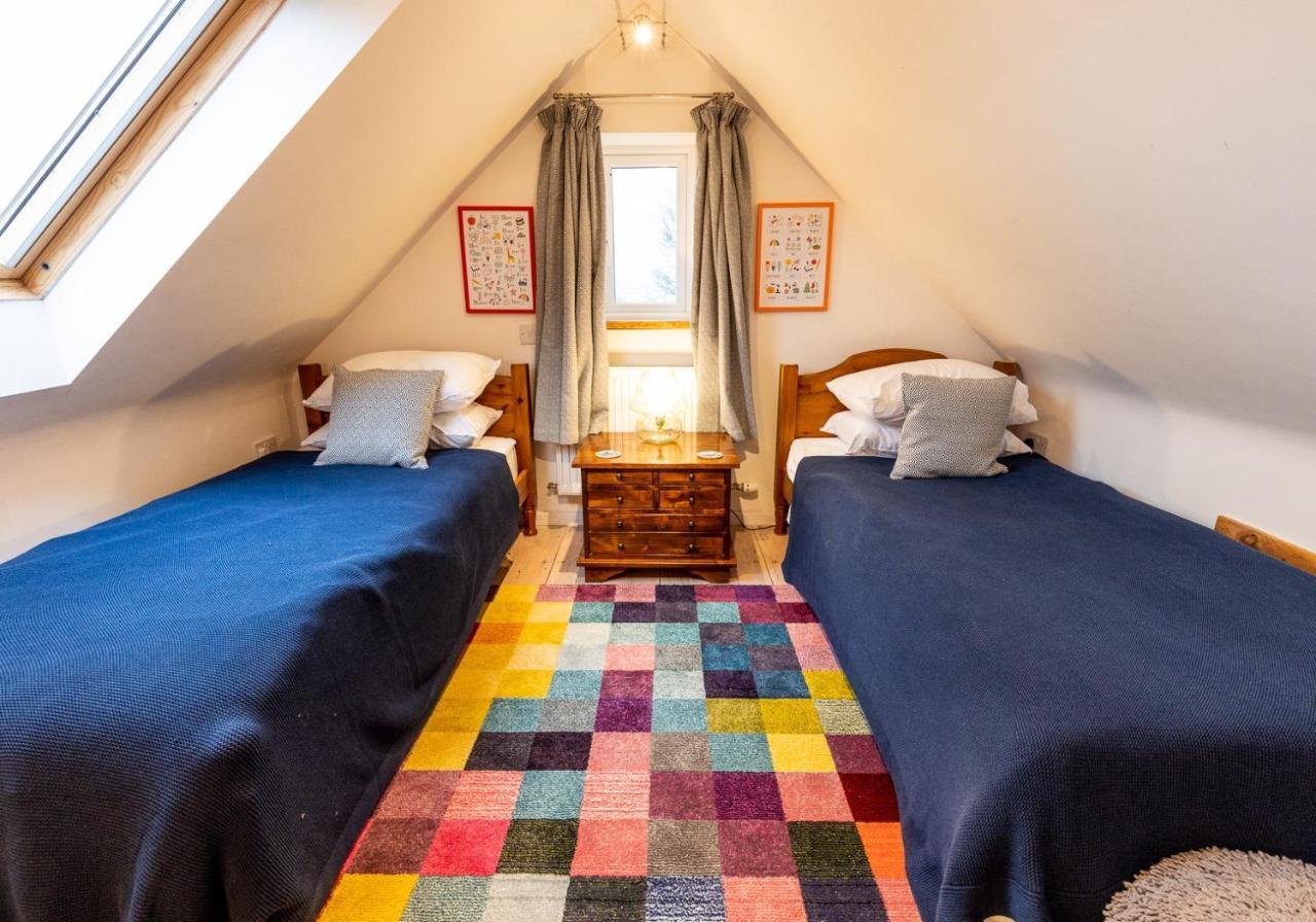 Bwthyn Capten - A Charming Cottage For Up To 6 纽波特 外观 照片