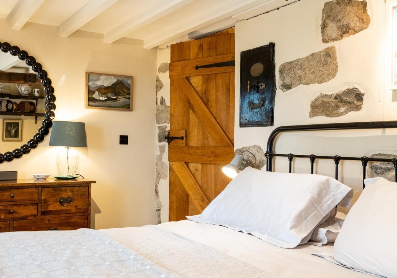 Bwthyn Capten - A Charming Cottage For Up To 6 纽波特 外观 照片