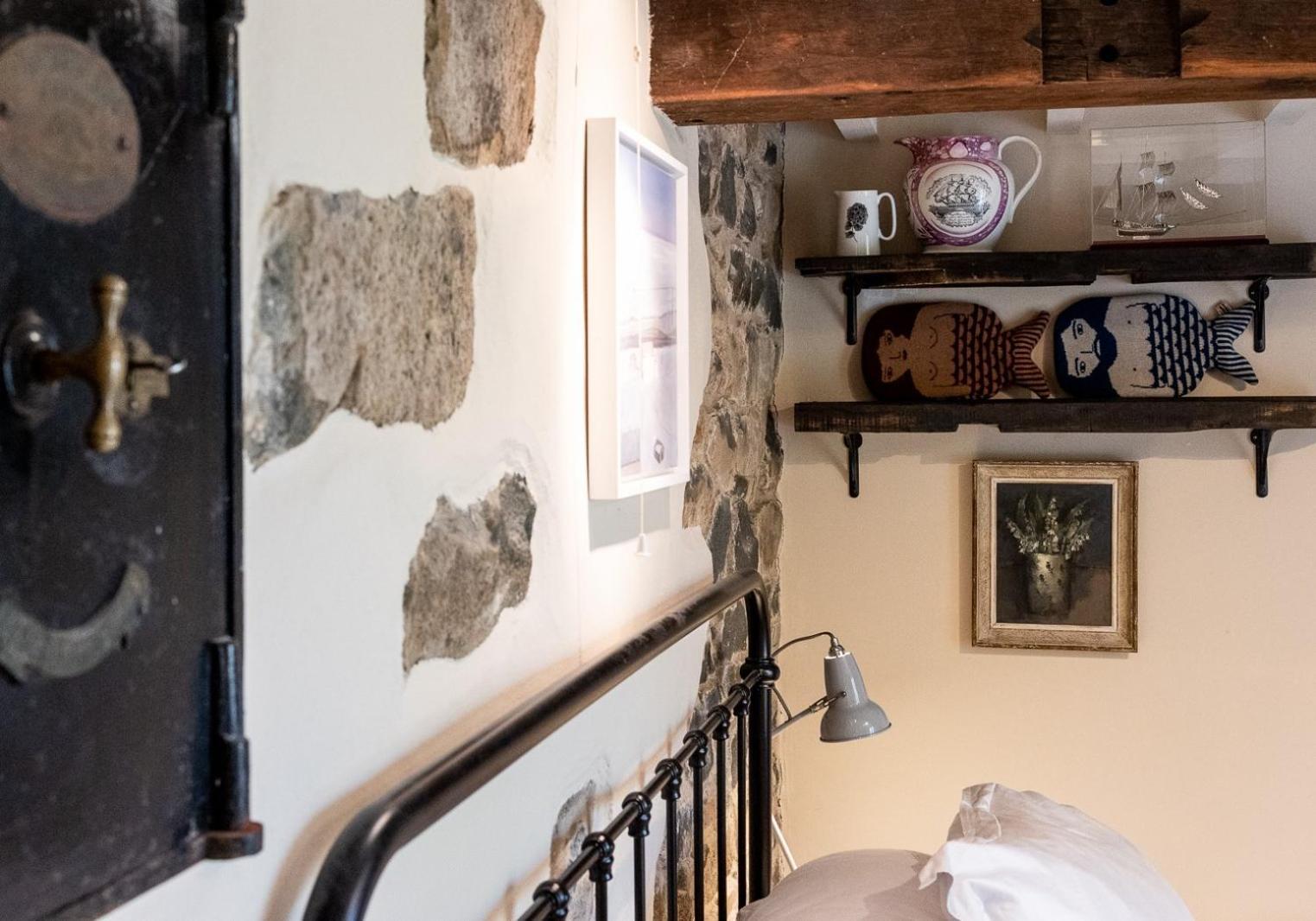 Bwthyn Capten - A Charming Cottage For Up To 6 纽波特 外观 照片