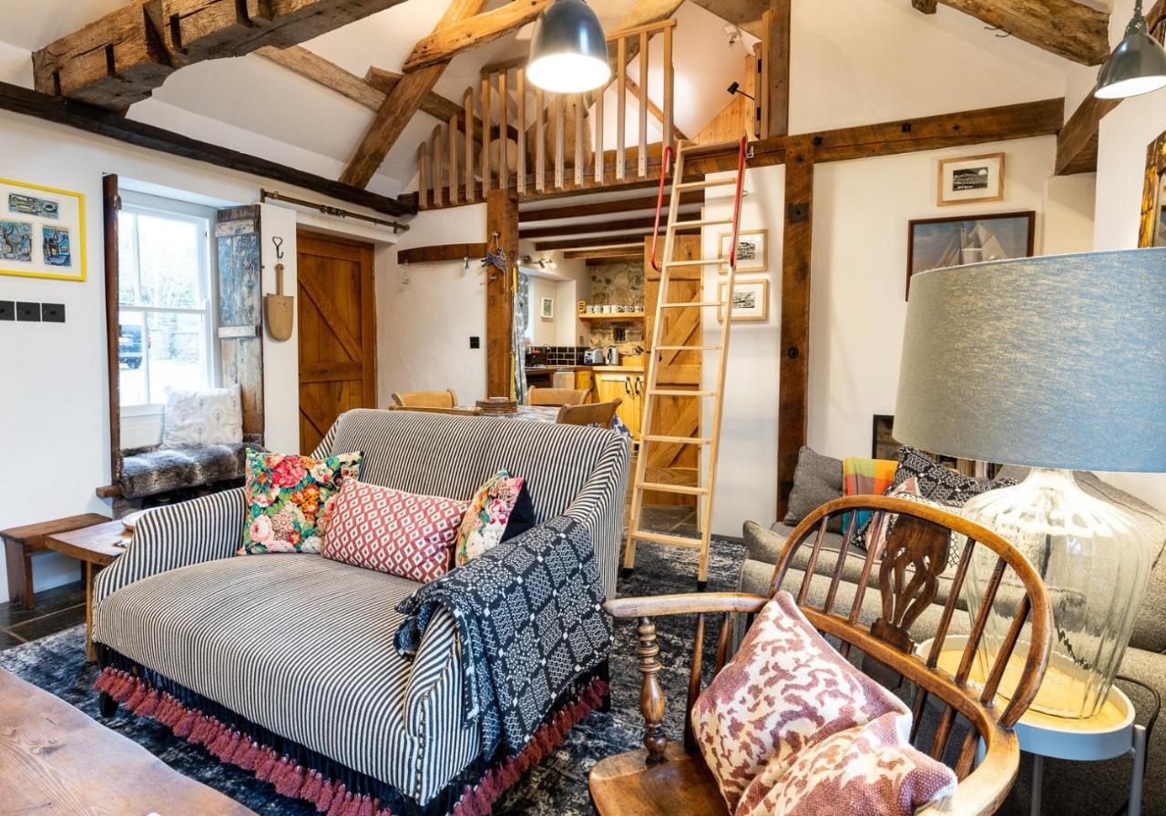Bwthyn Capten - A Charming Cottage For Up To 6 纽波特 外观 照片